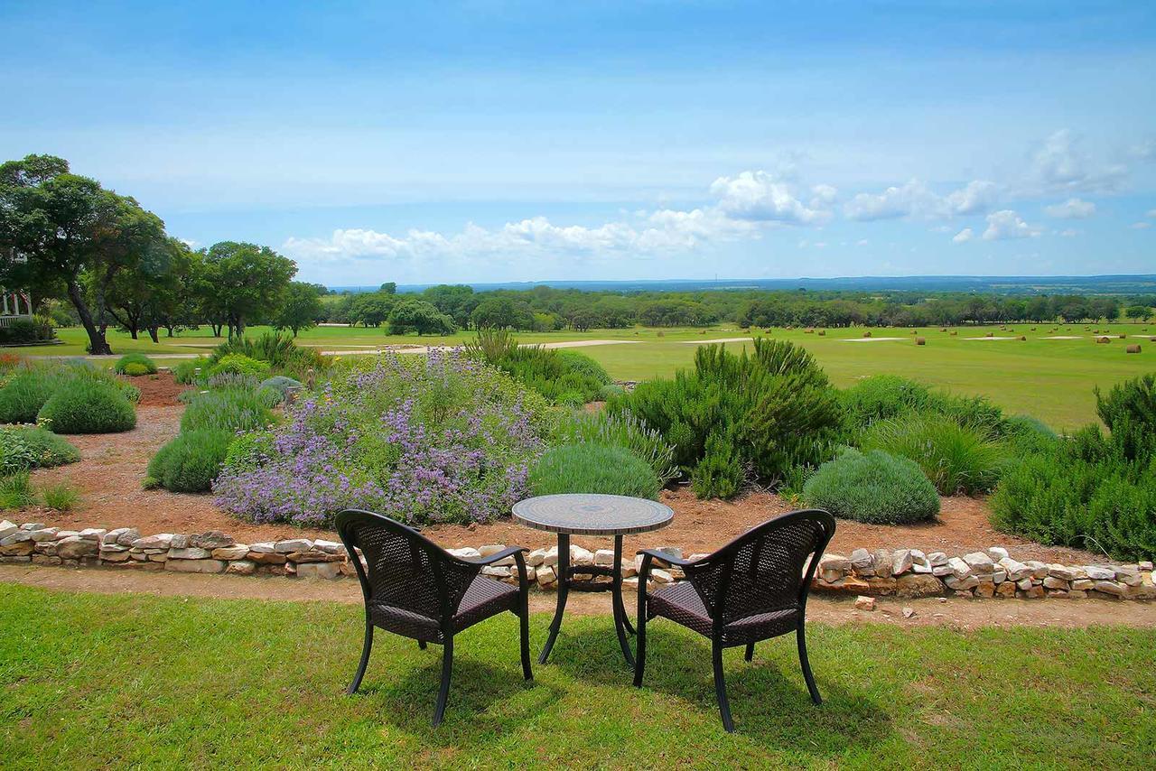 Rose Hill Retreat Aaa Four Diamond Inn Stonewall 外观 照片