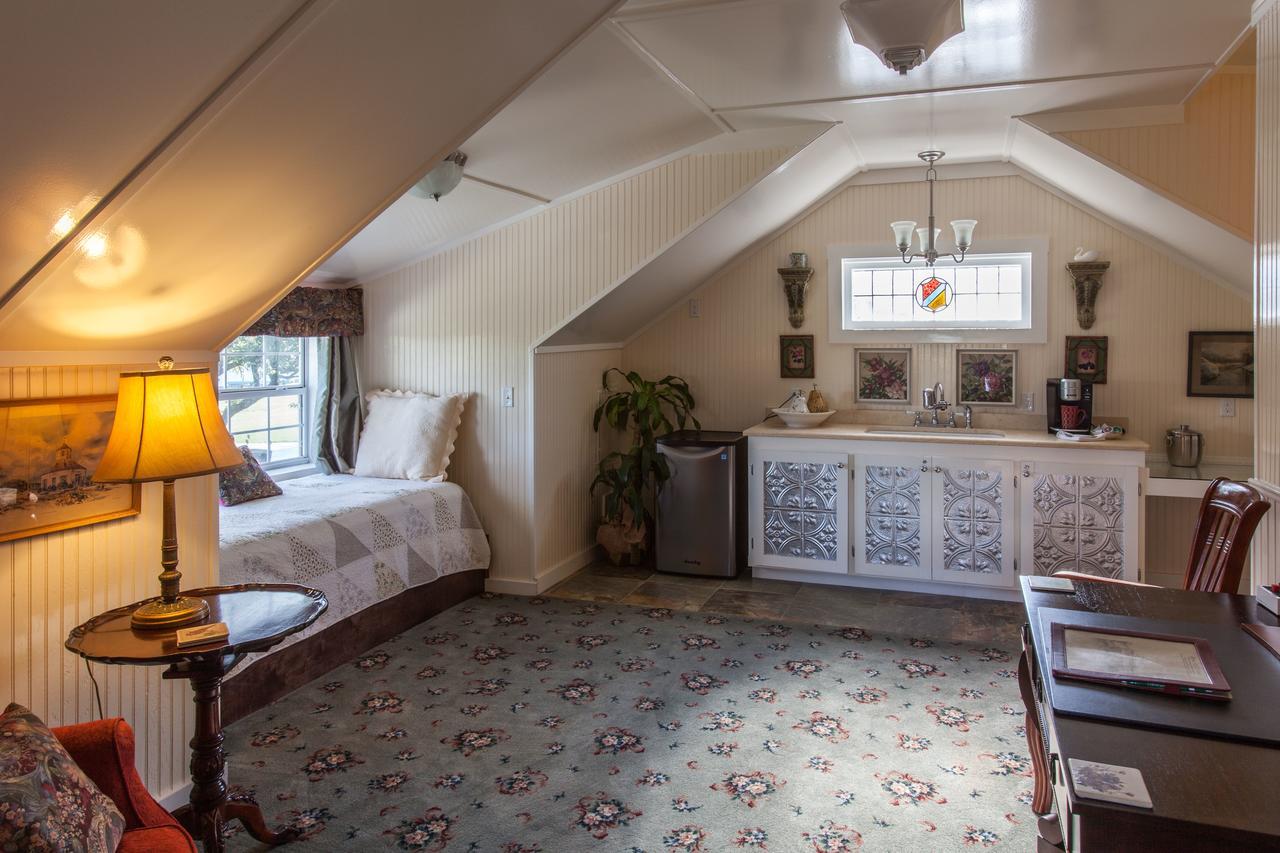 Rose Hill Retreat Aaa Four Diamond Inn Stonewall 外观 照片